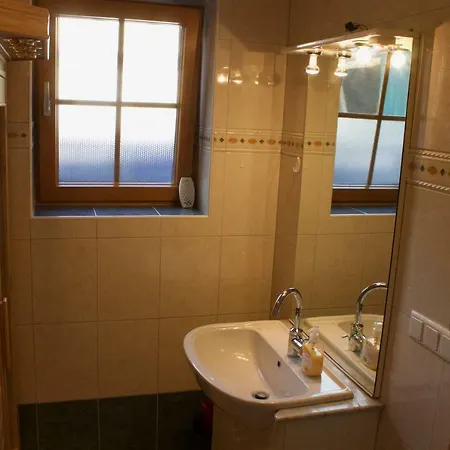 Knauder Apartman *